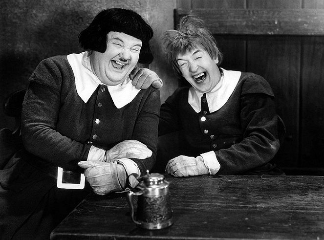 The Devil's Brother - Photos - Oliver Hardy, Stan Laurel