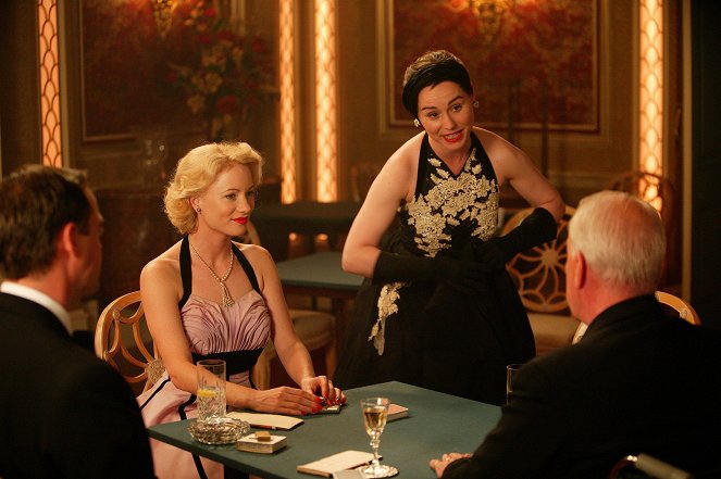 Agatha Christie's Marple - Season 1 - Die Tote in der Bibliothek - Filmfotos - Mary Stockley, Tara Fitzgerald
