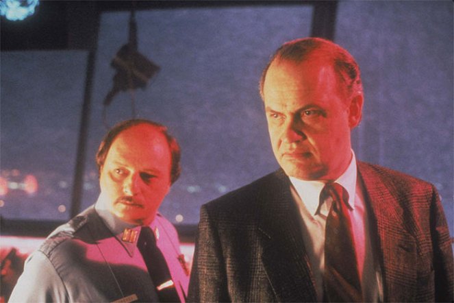 Stirb langsam 2 - Filmfotos - Dennis Franz, Fred Dalton Thompson