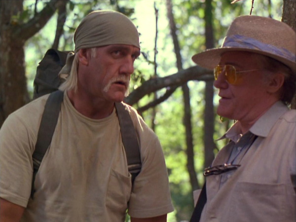 McCinsey's Island - Z filmu - Hulk Hogan, Robert Vaughn