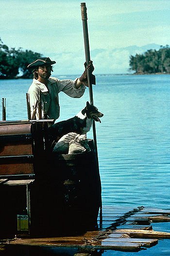 Robinson Crusoe - Do filme - Pierce Brosnan