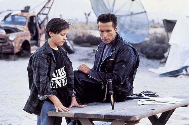 Terminator 2: El juicio final - De la película - Edward Furlong, Arnold Schwarzenegger