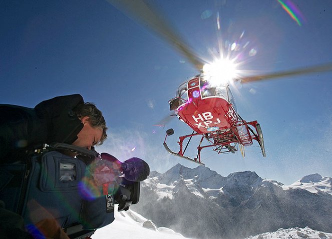 Air Zermatt - Leteckí pátrači a záchranári - Z filmu