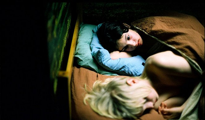 So finster die Nacht - Filmfotos - Lina Leandersson, Kåre Hedebrant