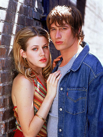 Roswell - Promóció fotók - Majandra Delfino, Brendan Fehr