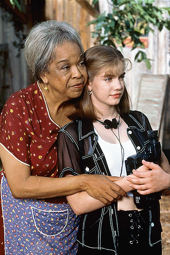 Miracle in the Woods - Z filmu - Della Reese, Anna Chlumsky