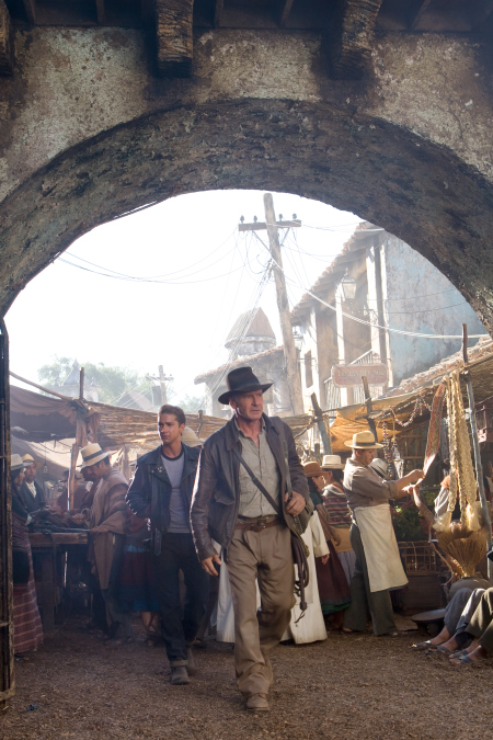 Indiana Jones and the Kingdom of the Crystal Skull - Van film - Shia LaBeouf, Harrison Ford