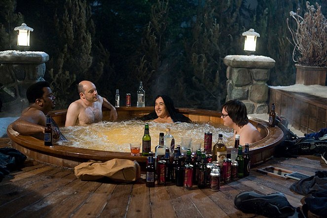 Hot Tub - Der Whirlpool... ist 'ne verdammte Zeitmaschine! - Filmfotos - Craig Robinson, Rob Corddry, John Cusack, Clark Duke