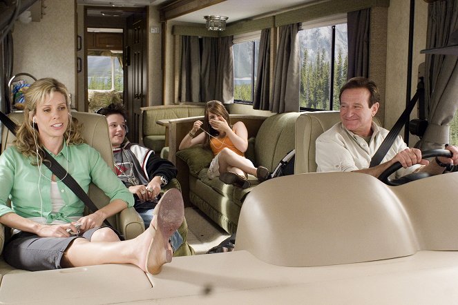 Camping car - Film - Cheryl Hines, Josh Hutcherson, Joanna 'JoJo' Levesque, Robin Williams