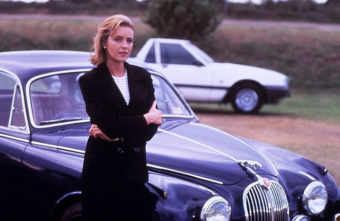 Halifax f.p. - Acts of Betrayal - Film - Rebecca Gibney