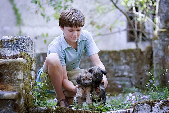 My Family and Other Animals - Photos - Eugene Simon