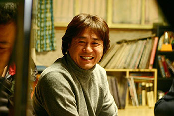Ggotpineun bomi omyeon - Z filmu - Min-sik Choi