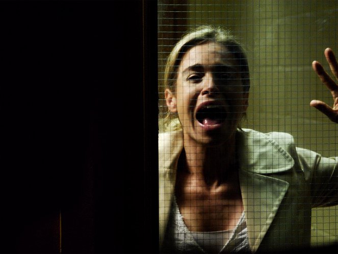 Saw IV - Photos - Betsy Russell