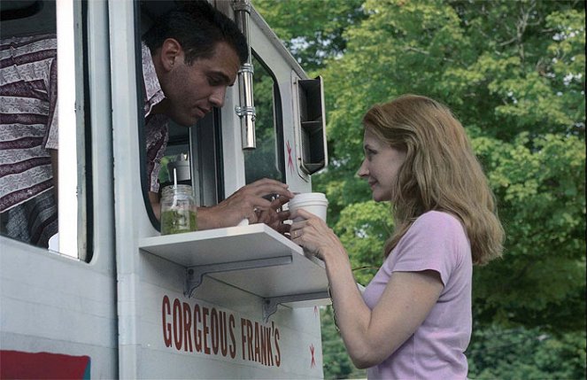 The Station Agent - Film - Bobby Cannavale, Patricia Clarkson