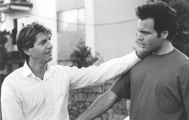 Peter Coyote, Vincent D'Onofrio