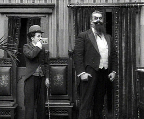 Chaplin falešným hrabětem - Z filmu - Charlie Chaplin, Eric Campbell