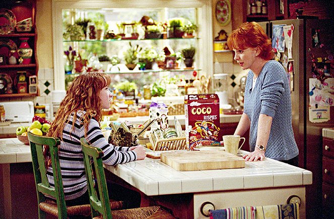 Reba - Do filme - Scarlett Pomers, Reba McEntire