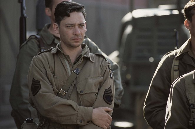 Band of Brothers - Why We Fight - Making of - Dexter Fletcher