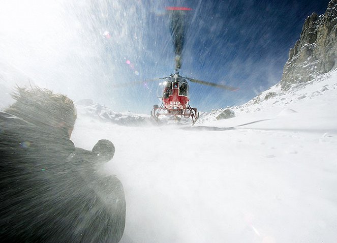Air Zermatt - Leteckí pátrači a záchranári - Z filmu