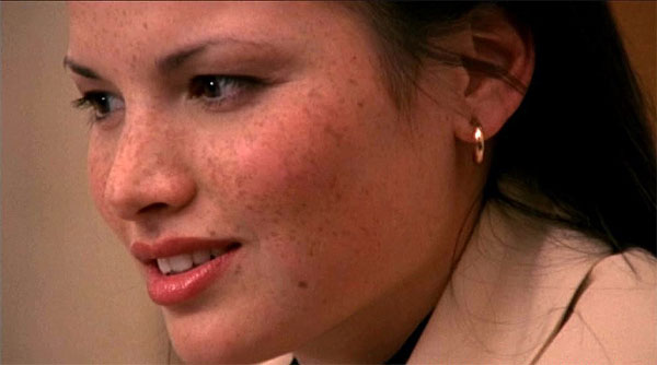 44 Minutes - Filmfotos - Katrina Law