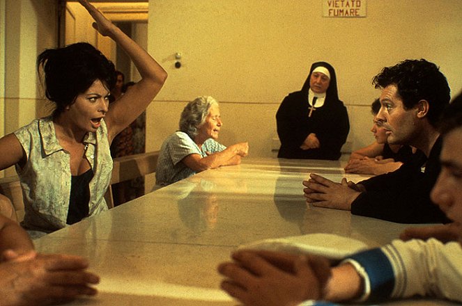 Ieri, oggi, domani - Z filmu - Sophia Loren, Marcello Mastroianni