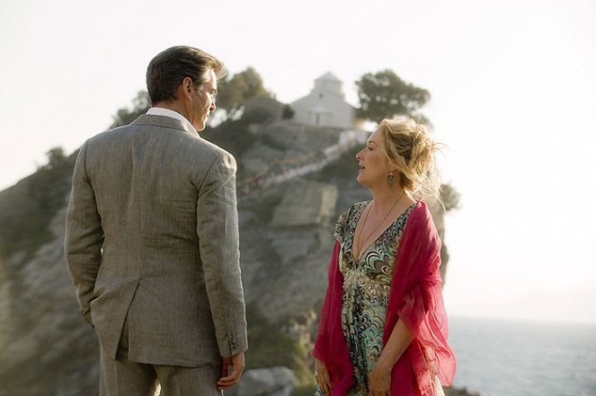 Mamma Mia! - Filmfotók - Pierce Brosnan, Meryl Streep