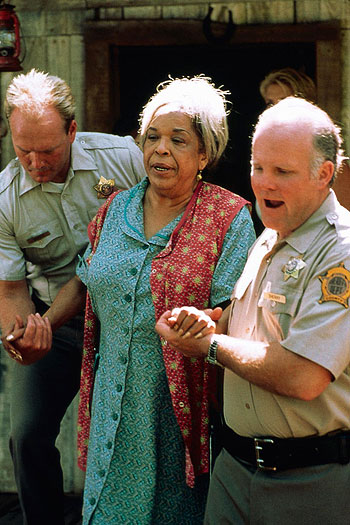 Miracle in the Woods - Do filme - Della Reese
