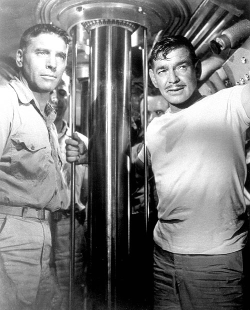 Aja ääneti, aja syvällä - Kuvat elokuvasta - Burt Lancaster, Clark Gable