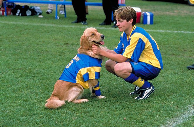 Air Bud: World Pup - Do filme - Kevin Zegers