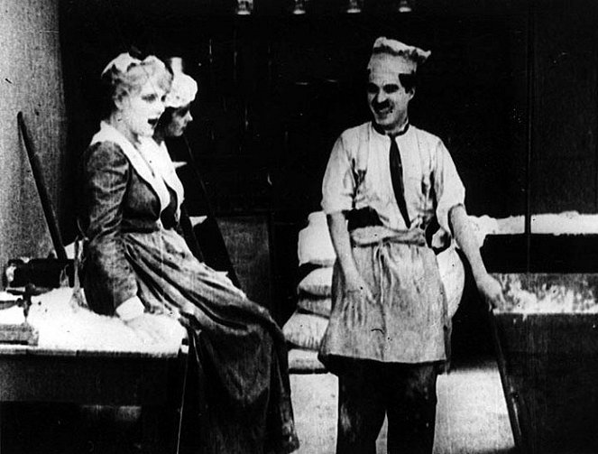 Charlie pekařem - Z filmu - Charlie Chaplin
