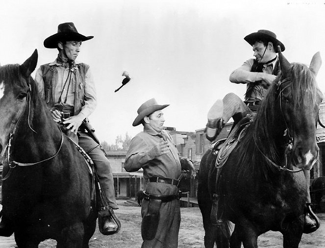 Man with the Gun - Filmfotók - Robert Mitchum