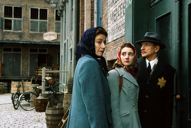 Anne Frank: The Whole Story - Z filmu - Tatjana Blacher, Hannah Taylor-Gordon, Ben Kingsley