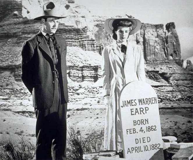 My Darling Clementine - Z filmu - Henry Fonda, Cathy Downs