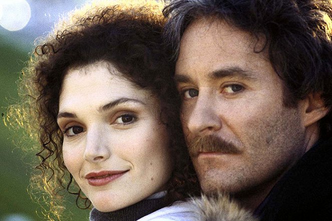 Murha neitsyen merkeissä - Promokuvat - Mary Elizabeth Mastrantonio, Kevin Kline