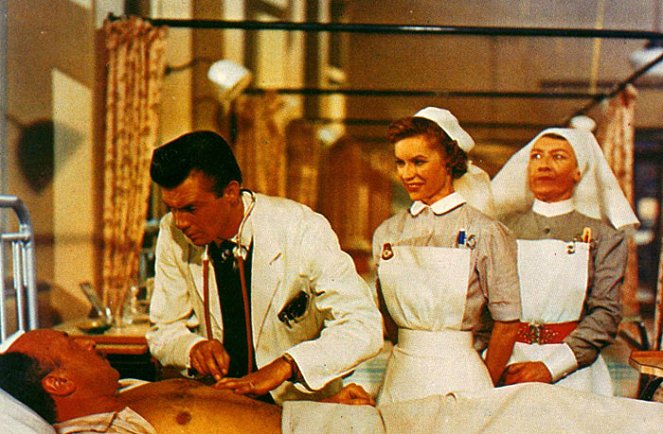 Un médico en la familia - De la película - Dirk Bogarde, Muriel Pavlow