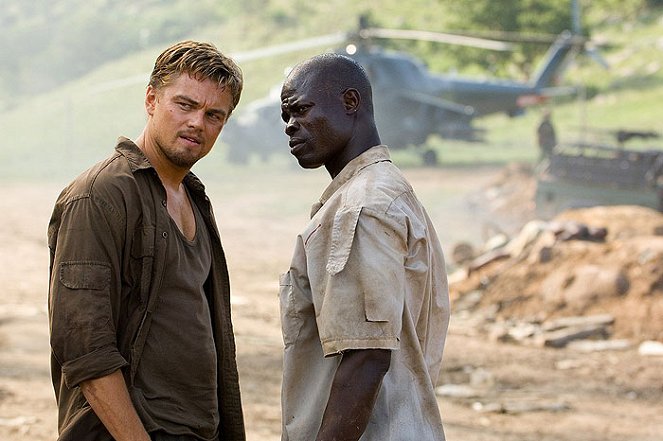 Véres gyémánt - Filmfotók - Leonardo DiCaprio, Djimon Hounsou