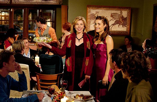 Recipe for a Perfect Christmas - Filmfotos - Christine Baranski, Carly Pope
