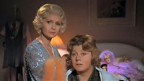 What's the Matter with Helen? - Photos - Debbie Reynolds, Shelley Winters