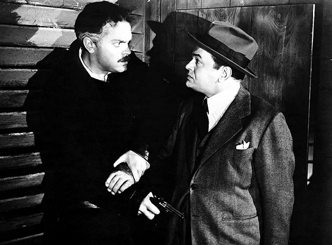 Spur des Fremden - Filmfotos - Orson Welles, Edward G. Robinson