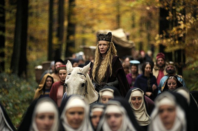 Vision - Aus dem Leben der Hildegard von Bingen - Kuvat elokuvasta - Sunnyi Melles