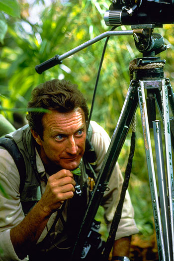 Gorillas in the Mist: The Story of Dian Fossey - Photos - Bryan Brown