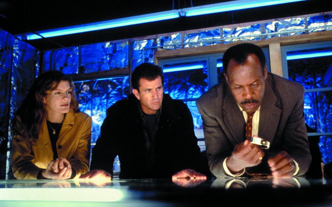 Lethal Weapon 4 - Photos - Rene Russo, Mel Gibson, Danny Glover