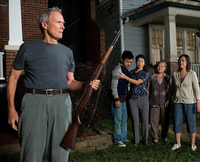 Gran Torino - Van film - Clint Eastwood, Bee Vang, Brooke Chia Thao, Chee Thao, Ahney Her