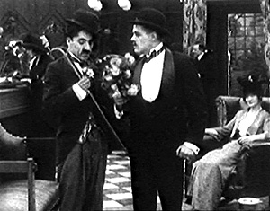 Chaplin v hotelu - Z filmu - Charlie Chaplin