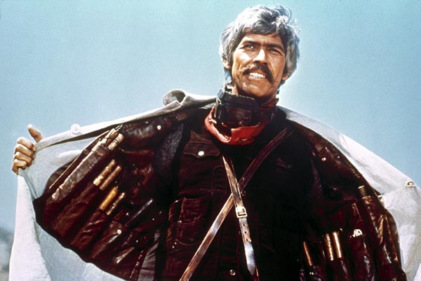 A Fistful of Dynamite - Photos - James Coburn
