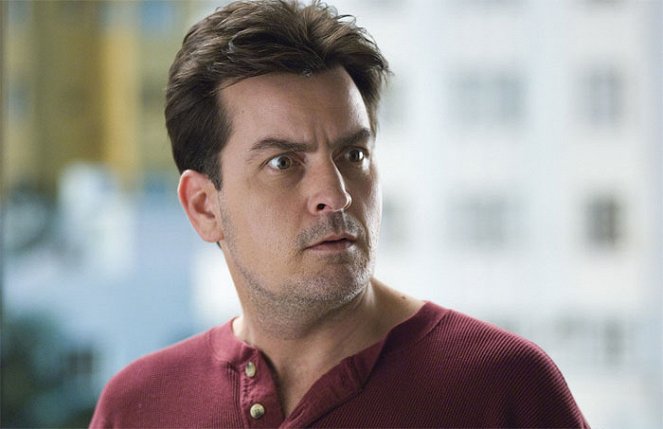 Scary Movie 4 - Photos - Charlie Sheen