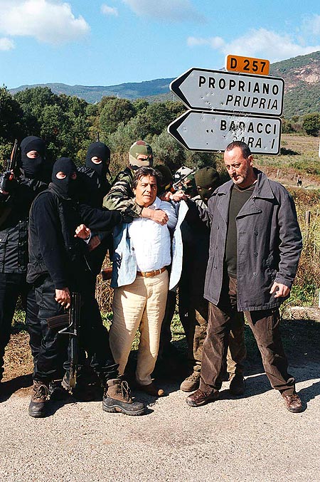 Nagy zűr Korzikán - Filmfotók - Christian Clavier, Jean Reno