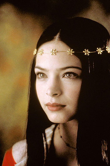 Snow White - De la película - Kristin Kreuk