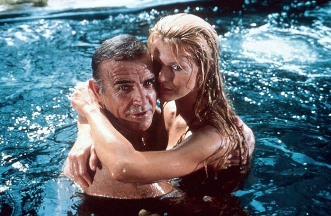 James Bond - Sag niemals nie - Filmfotos - Sean Connery, Kim Basinger