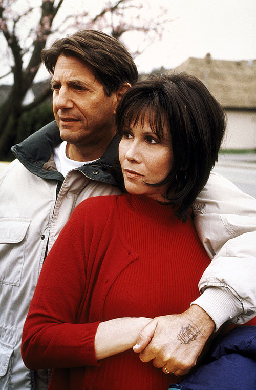 A Murder On Shadow Mountain - Z filmu - Peter Coyote, Michele Lee